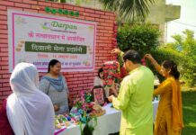 दिव्यांग बच्चों के दीयों से सजी दीपावली