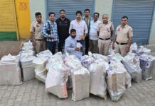 भारी मात्रा में अवैध बम-पटाखे बरामद, एक आरोपी गिरफ्तार