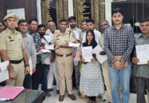 पुलिस ने तलाशे 45 गुम हुए मोबाइल, असल मालिकों को किए सुपुर्द