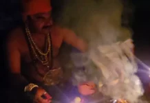 अघोरी और तांत्रिक कर रहे 5 दिन की तंत्र साधना