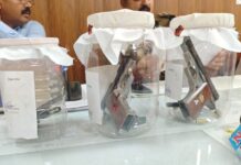 सीआईए सफीदो की टीम द्वारा अवैध हथियार रखने वालो पर बङी कार्रवाई आरोपियों से बरामद हथियार