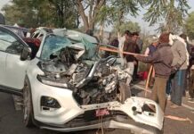 लौटते समय कार दुर्घटना में दो लोगों की जान गई Bhiwani accident