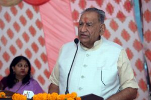 शिलान्यास समारोह को संबोधित करते हुए विधायक रामकुमार गौतम