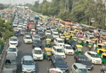 5 दिसंबर को राजधानी के कई प्रमुख मार्गों पर ट्रैफिक कड़ा, पुलिस ने यात्रियों को खास निर्देश दिए Delhi Traffic Advisory