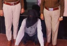 स्कूल संचालक गिरफ्तार, छात्रा के साथ मारपीट और छेड़छाड़ का मामला School Director Arrest