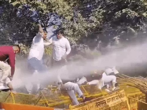 Congress workers protest