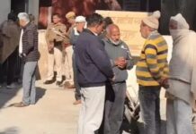 रात की यात्रा बनी आखिरी सफर, सड़क पर दो जिंदगियां खत्म Highway Crash