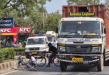 दर्दनाक सड़क हादसा, ट्रक ने दो साइकिल सवारों को कुचला Yamunanagar Accident
