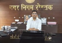 पशु क्रूरता का आरोप, कुत्तों की मौत से प्रशासन घिरा Dog Death Case