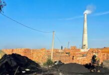 प्रतिबंध के बावजूद संचालित ईंट भट्ठा बंद, प्रदूषण नियंत्रण बोर्ड की कार्रवाई Bhiwani brick kiln sealed