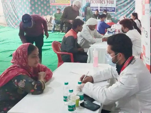नि:शुल्क स्वास्थ्य शिविर को मिला जबरदस्त रिस्पॉन्स, सैकड़ों लोगों ने उठाया लाभ Kalanour Health Camp