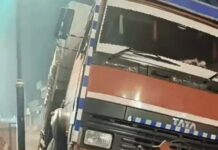 हादसे में ड्राइवर की दर्दनाक मौत, डिवाइडर पर चढ़ा वाहन Kurukshetra road accident