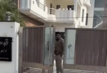 चर्चित चिकित्सक के ठिकानों पर आयकर की दबिश Income Tax raid