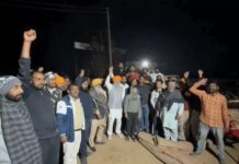 अंबाला में हाईवे किनारे किसानों का फिर धरना Ambala farmers protest