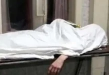 फरीदाबाद में युवती ने किया सुसाइड: कमरे में पंखे से लटका मिला शव, दरवाजा तोड़कर नीचे उतारा; निजी कंपनी में करती थी काम