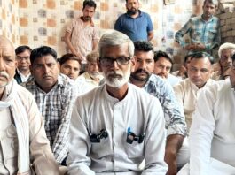 सफीदों आगजनी के पीड़ितों से मिले देवीदास वाल्मीकि Safidon fire incident