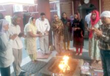 अमावस्या पर नागक्षेत्र सरोवर पर हुआ हवन एवं तीर्थ परिक्रमा Nagkshetra Sarovar