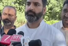 दल-बदल के आरोपों से घिरी पार्टी, पांच विधायकों पर कार्रवाई की उठी मांग Haryana politics