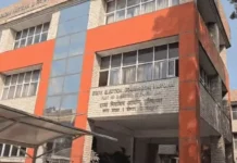 पंचकूला के पूर्व चेयरमैन पहुंचे चुनाव आयोग: EVM के साथ VVPAT जोड़ने की मांग, सुप्रीम कोर्ट के फैसले की कॉपी सौंपी