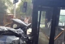 तेज रफ्तार बस से भीषण टक्कर, कारोबारी के बेटे की दर्दनाक मौत car bus collision