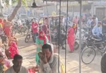 गैस के लिए लंबी कतारें, लोगों में बढ़ी बेचैनी Jhajjar gas issue