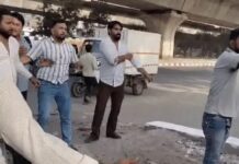मामूली विवाद ने लिया हिंसक रूप, युवक पर बेरहमी से हमला Faridabad fight video