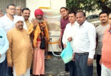 हाट रोड रेलवे फाटक पर लगवाया वाटर कूलर water cooler installation