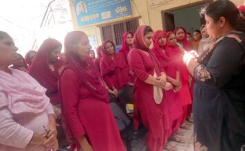 हाट में कन्या भ्रूण हत्या को लेकर निकाली जागरूकता रैली Beti Bachao Beti Padhao