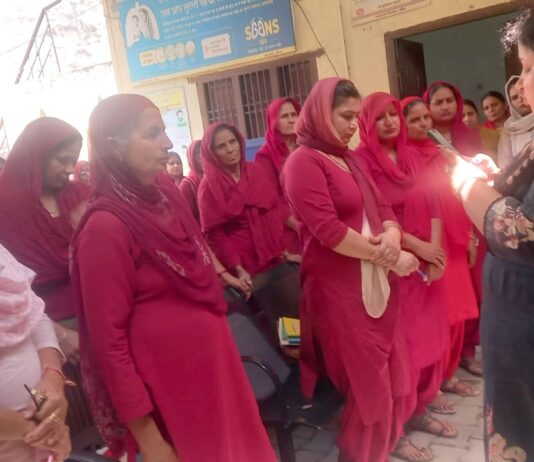 हाट में कन्या भ्रूण हत्या को लेकर निकाली जागरूकता रैली Beti Bachao Beti Padhao
