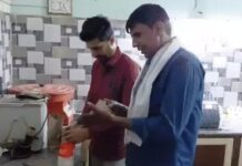 महादेव डेयरी प्लांट पर CM फ्लाइंग की छापेमारी, गंदगी के बीच मिला हजारों लीटर दूध Mahadev Dairy