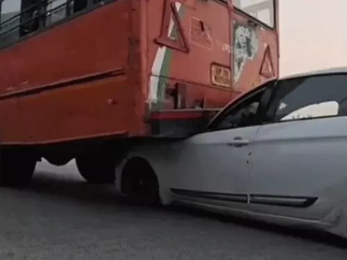 UP Roadways Bus