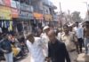 रंगदारी मांगने वालों की सरेआम बेइज्जती, बाजार में घुमाने का VIDEO वायरल Extortion Case