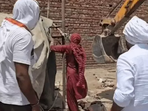 slum demolition