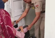 हरियाणा में निकाय चुनाव के दौरान दिखा उत्साह, कहीं बुजुर्ग मतदाता गिरीं तो कहीं मतदान प्रक्रिया रही धीमी Haryana civic elections