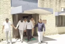 लग्जरी कार से अवैध सामान ले जाते पकड़े गए दो युवक: पुलिस ने की बड़ी कार्रवाई Drug Smuggling