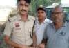 ऑटो चालक की ईमानदारी, मिले 50 हजार रुपये लौटाए honest auto driver