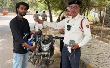 गुरुग्राम में ट्रैफिक नियमों की अनदेखी पड़ी भारी, रिकॉर्ड चालानों के बाद बाइक जब्त Gurugram News