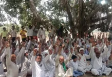 नहर परियोजना के विरोध में एकजुट हुए ग्रामीण: पानी के भविष्य को लेकर जताई चिंता Canal Lining Protest