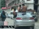 कसोल में हरियाणा के पर्यटकों की हरकतों का VIDEO वायरल, चलती गाड़ी में किया खतरनाक स्टंट Kasol Viral Video