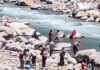 मनाली में टूरिस्टों पर पुलिस का एक्शन, पंजाब-हरियाणा समेत कई राज्यों के पर्यटकों के चालान Manali News,