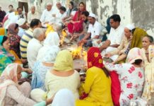 सोमवती अमावस्या पर नागक्षेत्र सरोवर बना आस्था का केंद्र Somvati Amavasya