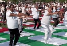 हिसार में योग दिवस पर सामूहिक योगाभ्यास, जनप्रतिनिधियों ने दिया स्वास्थ्य का संदेश Hisar,