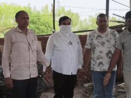 मुआवजे की रकम में हिस्सेदारी मांगने का आरोप, राजस्व अधिकारी रंगे हाथों पकड़ा गया Bhiwani News