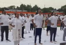 रेवाड़ी के योग समारोह में फीका रहा उत्साह, मुख्य अतिथि की गैरमौजूदगी बनी चर्चा का विषय Rewari,