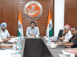 नियमों की अनदेखी पड़ी भारी, पेय पदार्थ के नाम पर परोसी जा रही थी शराब; विभाग का बड़ा एक्शन Chandigarh Excise Department