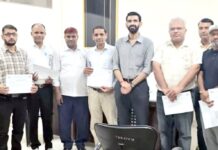 एसडीएम पुलकित मल्होत्रा ने एसआईआर में सराहनीय कार्य करने वाले कर्मियों को किया सम्मानित Pulkit Malhotra
