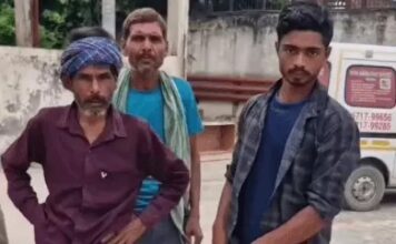 करनाल सड़क हादसे में बाइक सवार दो युवकों की मौत: कार ने मारी टक्कर, तीसरा साथी घायल; काम से घर लौट रहे थे Karnal News