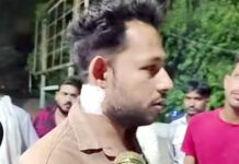 बाइक सवार दो युवकों पर चाकू से वार, एक गंभीर घायल Knife Attack