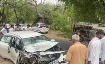 सिरसा में भीषण सड़क हादसा, कार-पिकअप की टक्कर में दादा-पोते की मौत; महिला की हालत गंभीर Sirsa News
