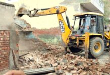 अमेरिका से चला रहा था गैंग, गांव में चला बुलडोजर रणदीप मलिक की अवैध संपत्ति जमींदोज Randeep Malik,